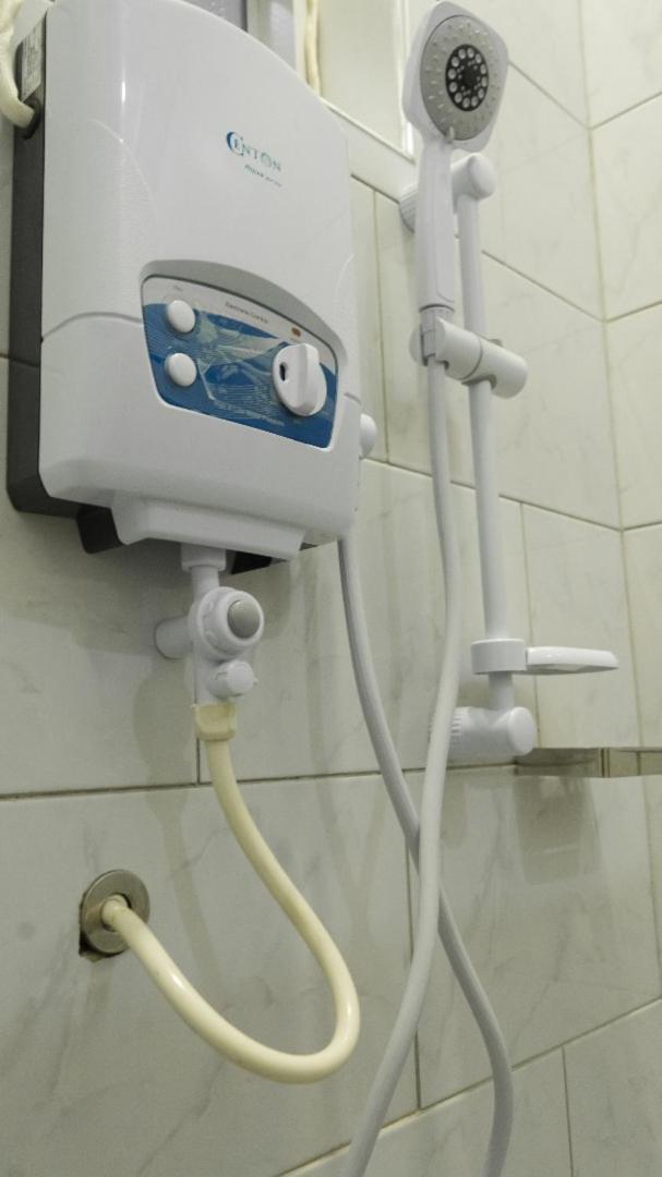 Ambrosia Heights Entebbe Hotel Екстериор снимка